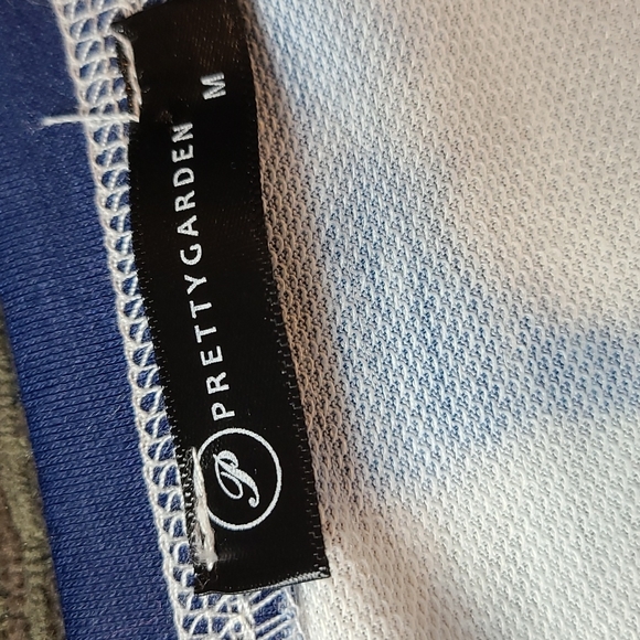 Pretty Garden Sweatshirt - Picture 8 of 14